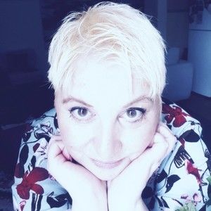 Meet your Posher, Pia